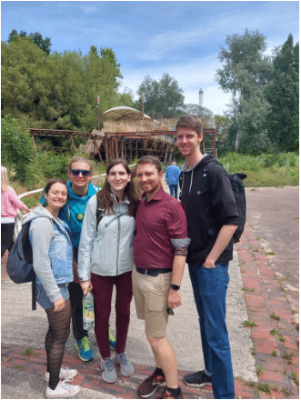 Die BsBb bei bestem Wetter im Spreepark